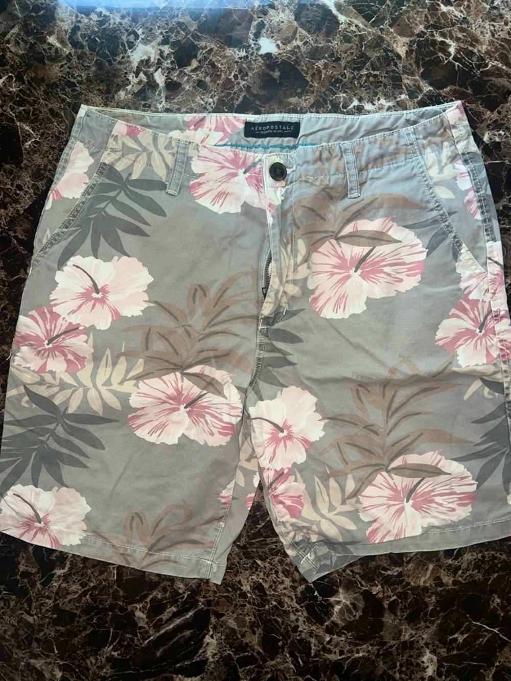 Aeropostale Men Floral Gray Hibiscus Print Shorts